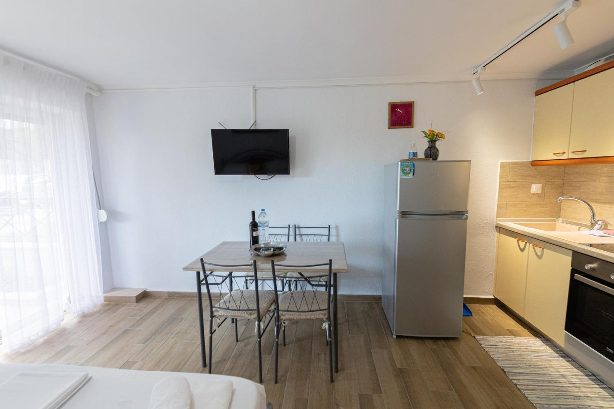 Toli Apartments Kallithea  外观 照片