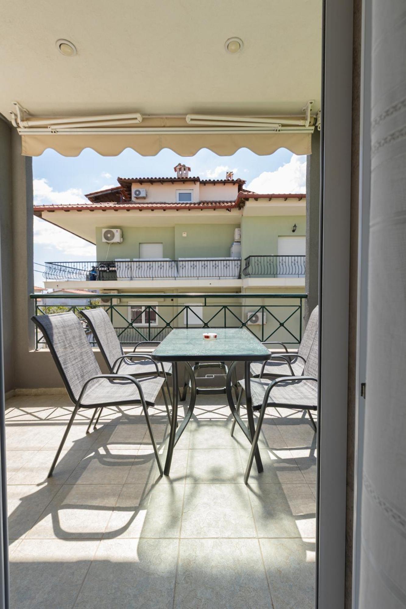 Toli Apartments Kallithea  外观 照片